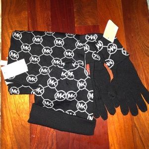 •Michael Kors• Matching 3 piece set